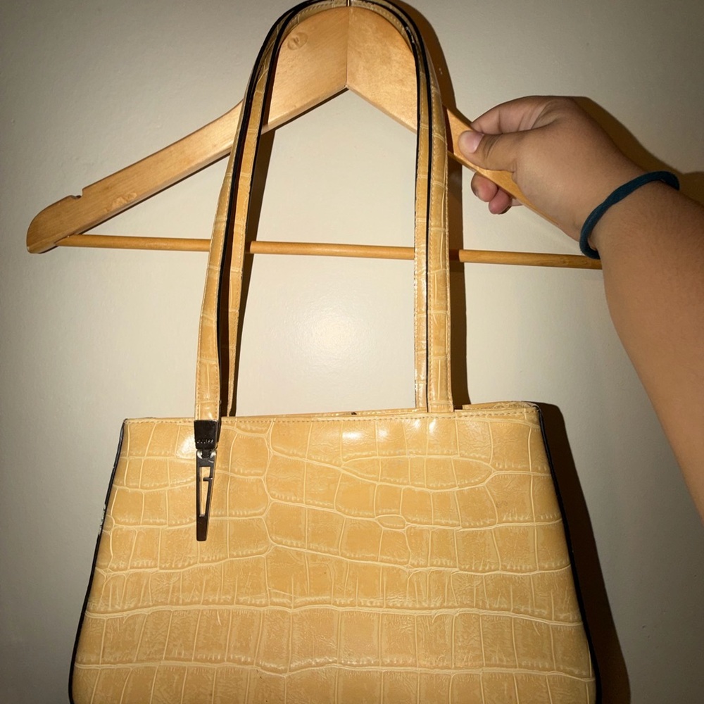 “Vintage” Guess shoulder bag